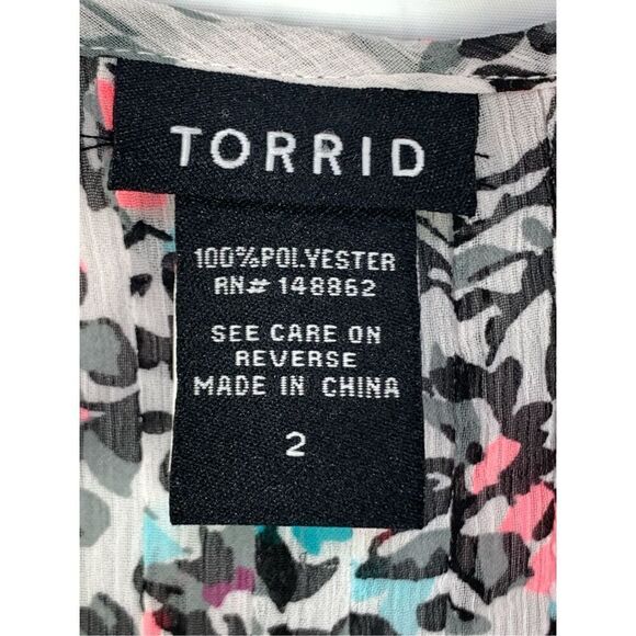 Torrid Women's 3/4 Sleeve Floral Print Pleated Blouse Multicolor Size 2x NWOT - Picture 4 of 7
